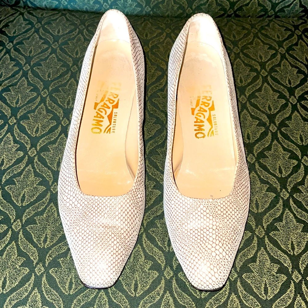 Ferragamo Beige Textured Low Heel